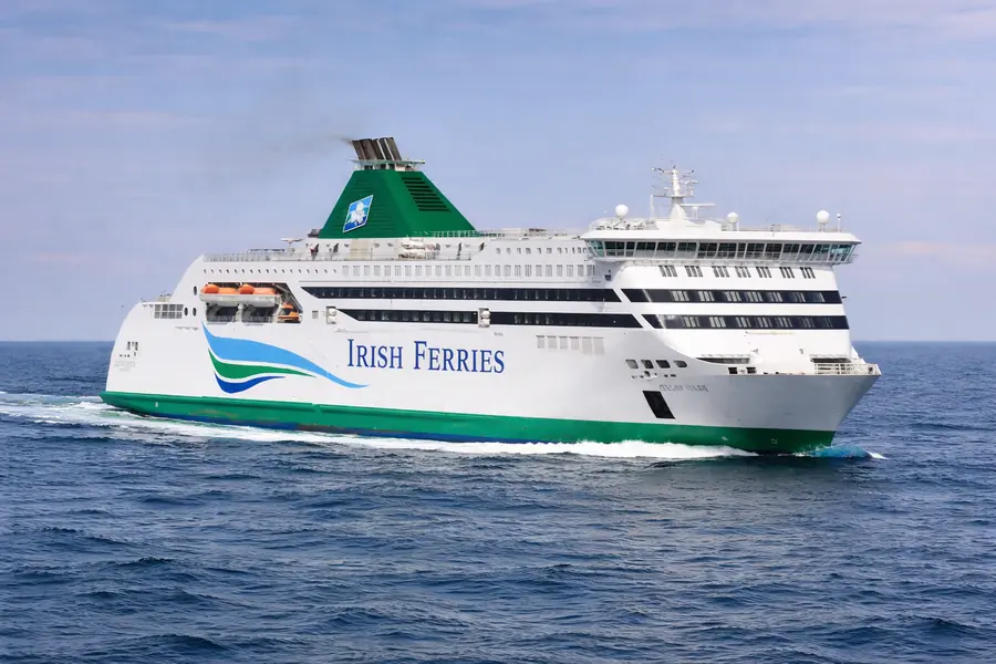 Irish-Ferries-Fähre auf dem Ärmelkanal